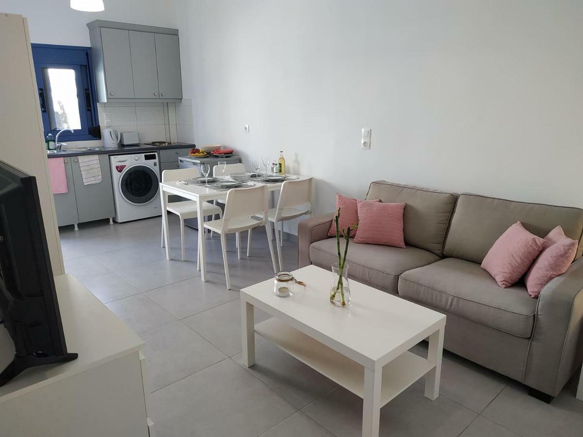 Finiki Seaside Apartment Exterior photo